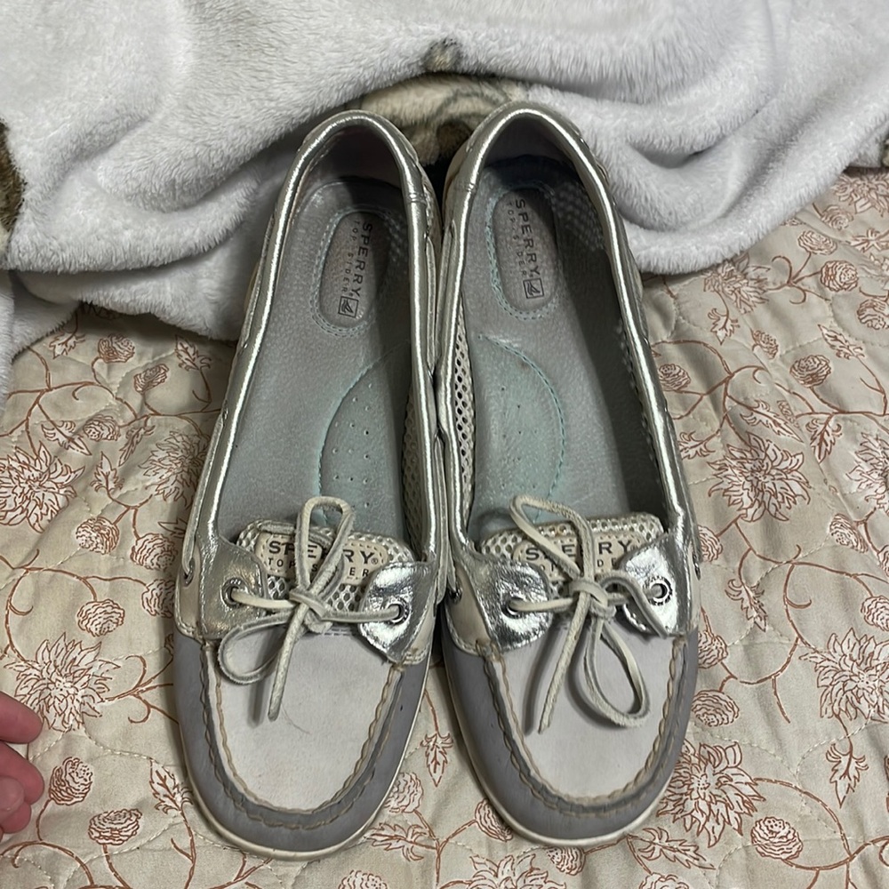 Sperry flats silver, gray size 9